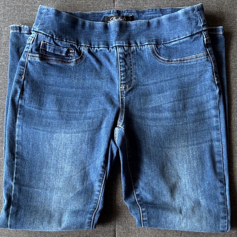 EUC Jeggings with Cute Bow Ankles